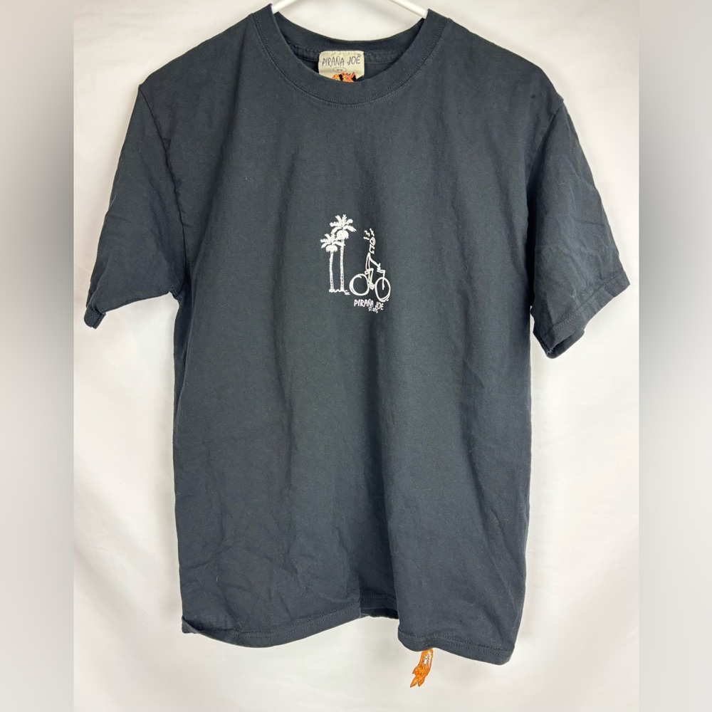 Pirana Joe St. Kitts West Indies Fish Graphic Black Short Sleeve T-Shirt Medium
